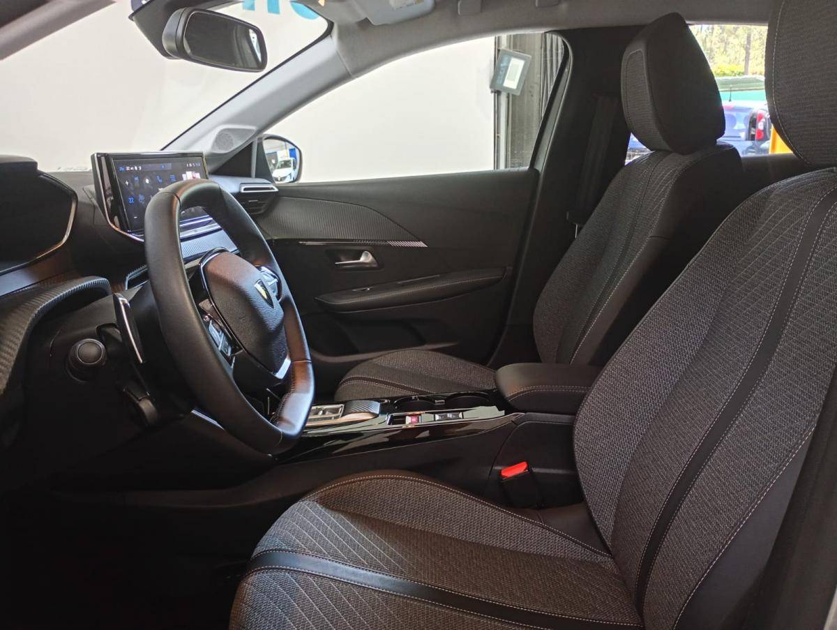 peugeot-208-2024-gasolina-1199cc