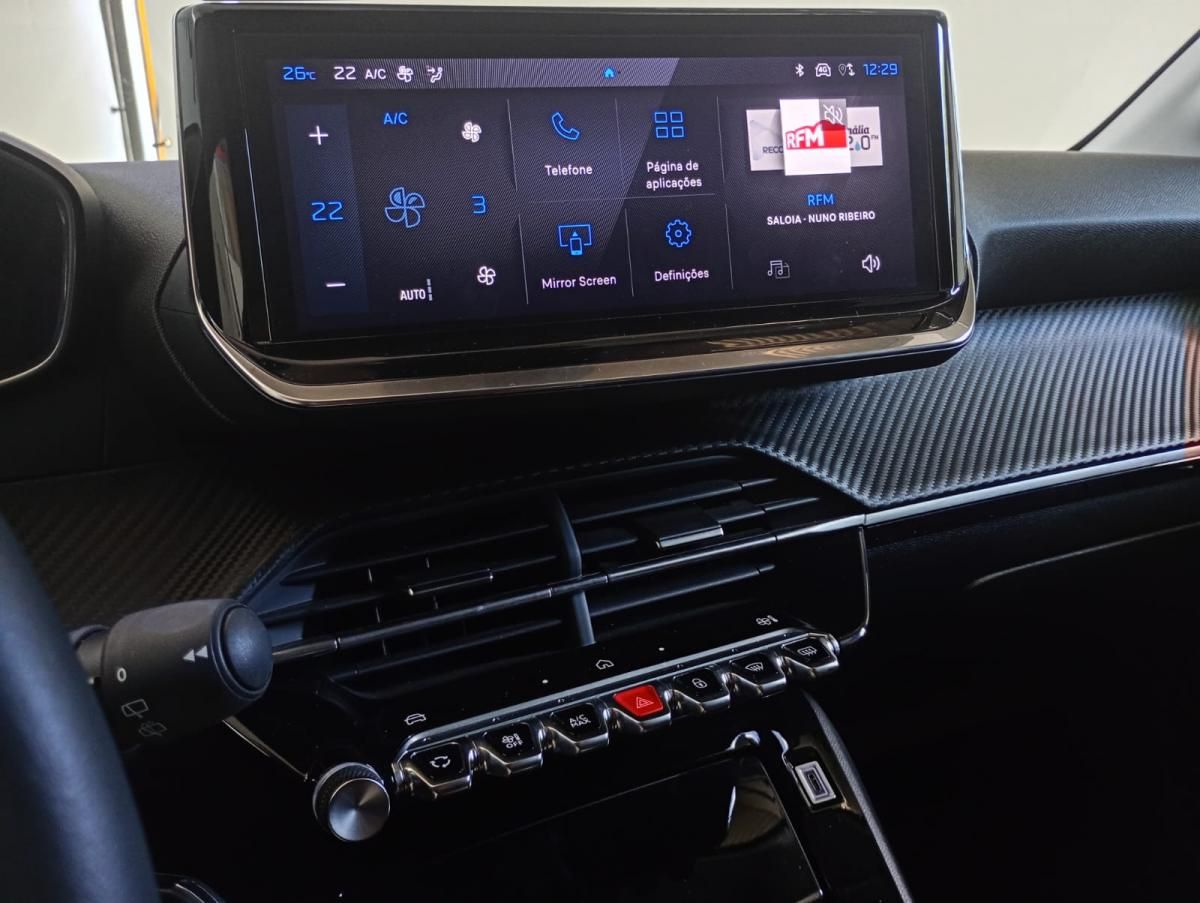 peugeot-208-2024-gasolina-1199cc