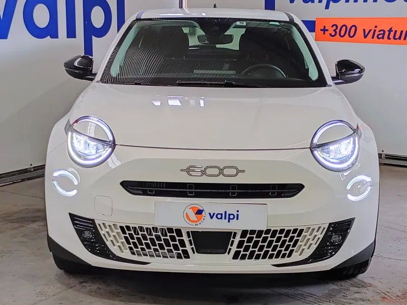 fiat-600-2025-gasolina-1199cc