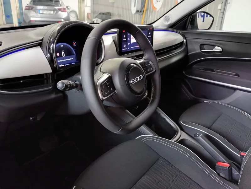 fiat-600-2025-gasolina-1199cc