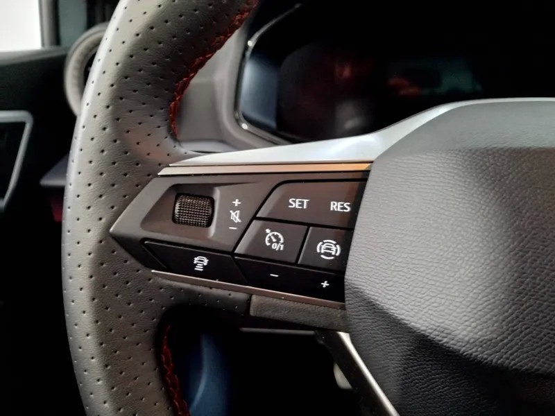seat-ibiza-2024-gasolina-999cc