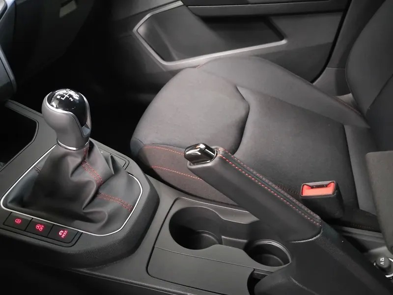 seat-ibiza-2024-gasolina-999cc