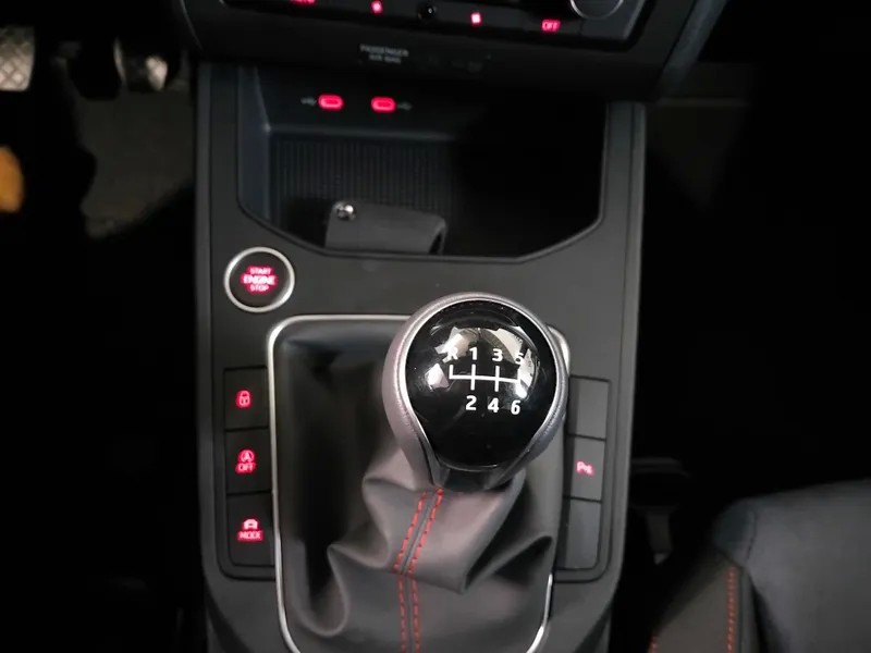 seat-ibiza-2024-gasolina-999cc