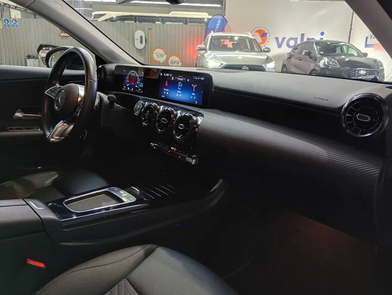 mercedes-benz-classe-a-2025-hibrido-a-gasolina-1332cc