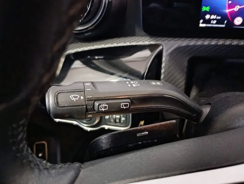 mercedes-benz-classe-a-2025-hibrido-a-gasolina-1332cc