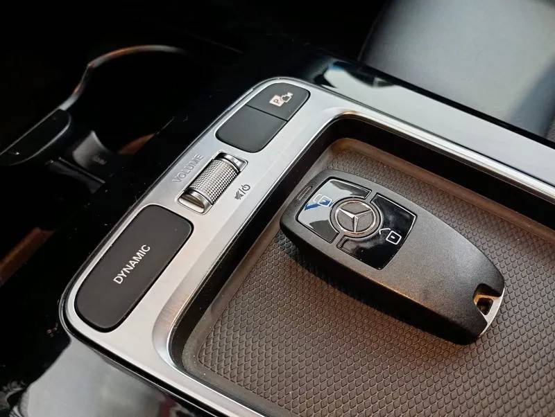 mercedes-benz-classe-a-2025-hibrido-a-gasolina-1332cc