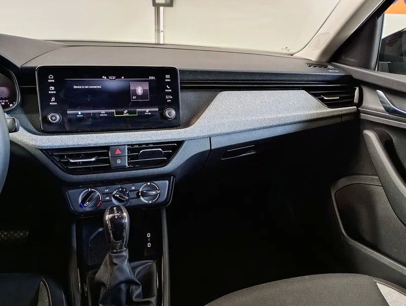 skoda-kamiq-2025-gasolina-999cc