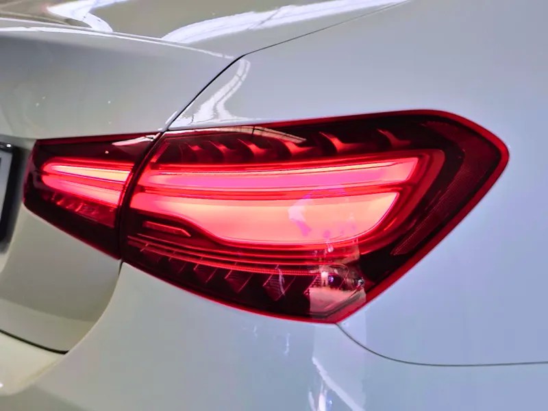 mercedes-benz-classe-a-2024-hibrido-a-gasolina-1332cc