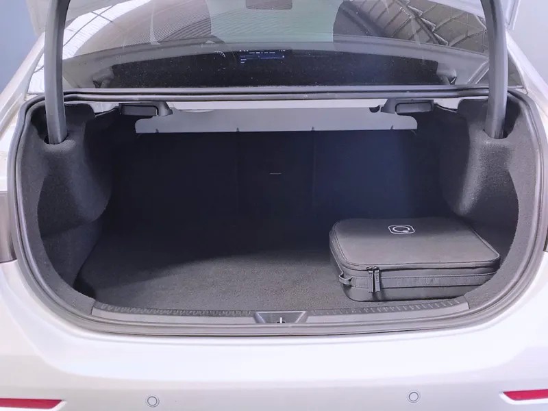 mercedes-benz-classe-a-2024-hibrido-a-gasolina-1332cc
