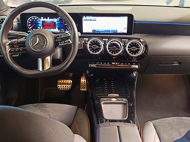 mercedes-benz-classe-a-2024-hibrido-a-gasolina-1332cc