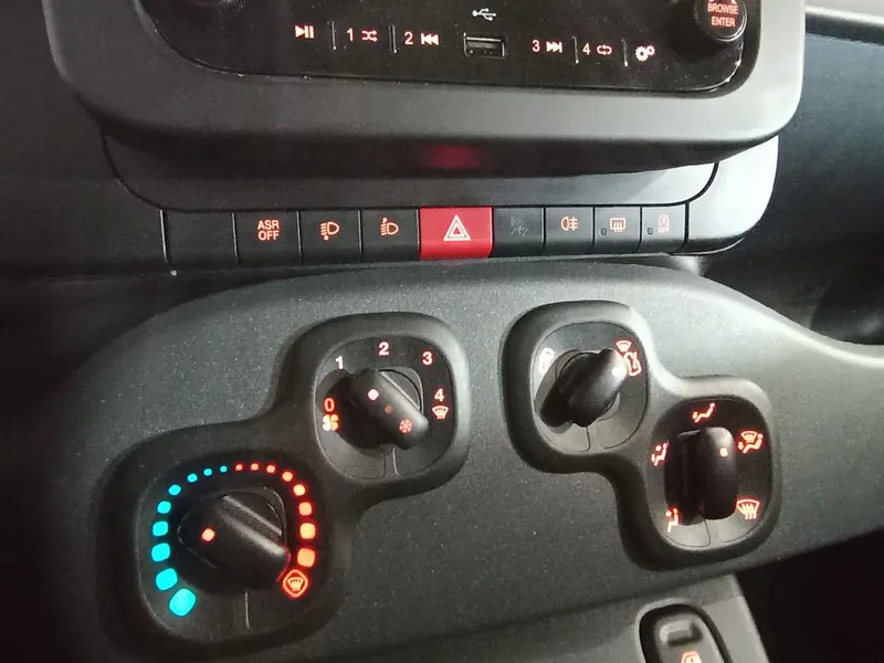 fiat-panda-2025-gasolina-999cc