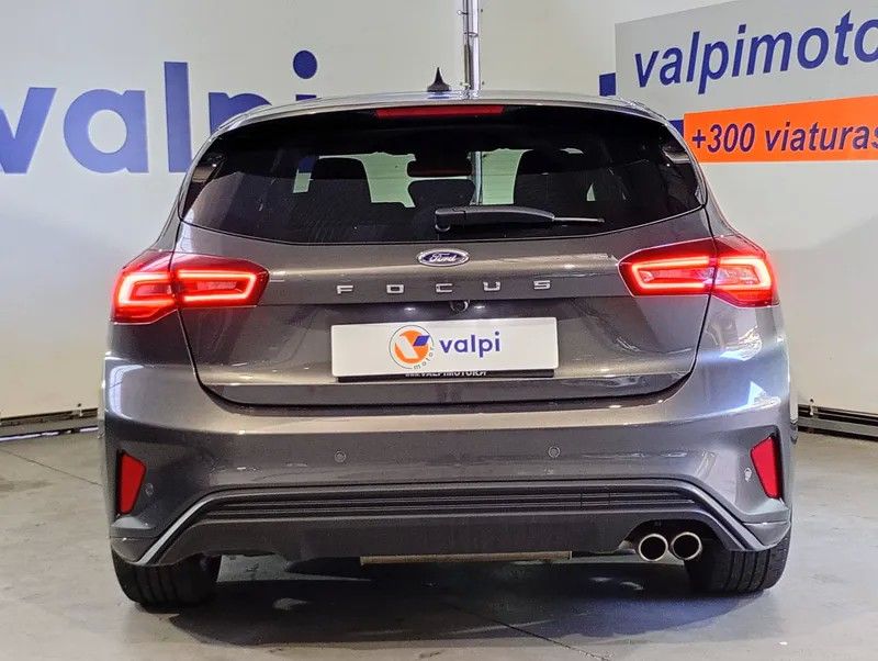 ford-focus-2025-diesel-1499cc