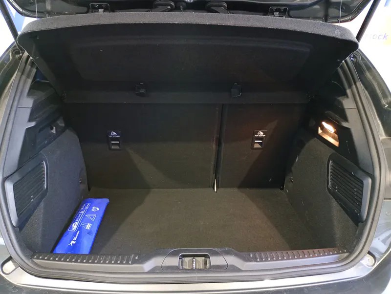 ford-focus-2025-diesel-1499cc