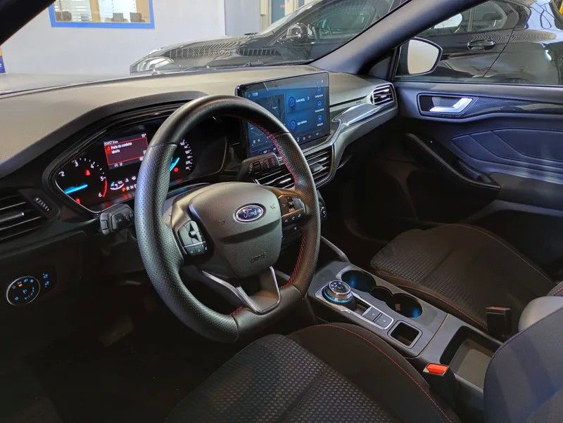 ford-focus-2025-diesel-1499cc
