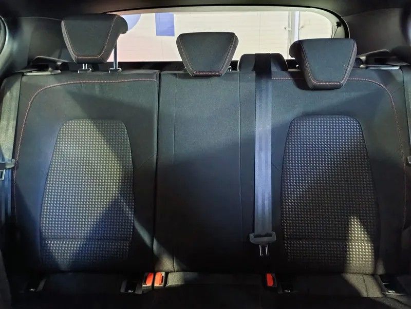 ford-focus-2025-diesel-1499cc