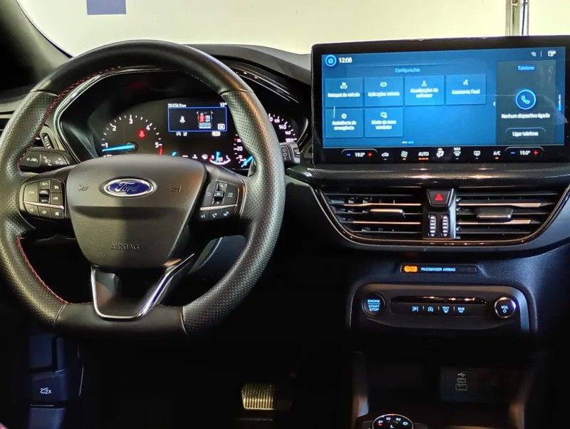 ford-focus-2025-diesel-1499cc