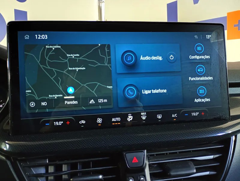 ford-focus-2025-diesel-1499cc