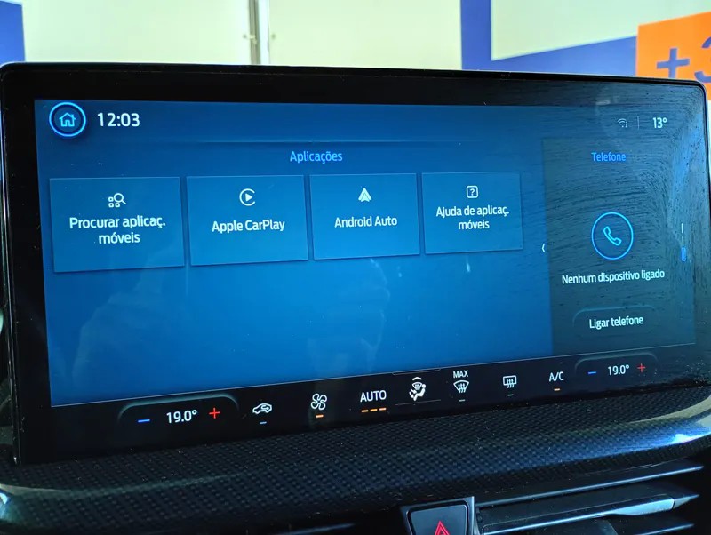 ford-focus-2025-diesel-1499cc