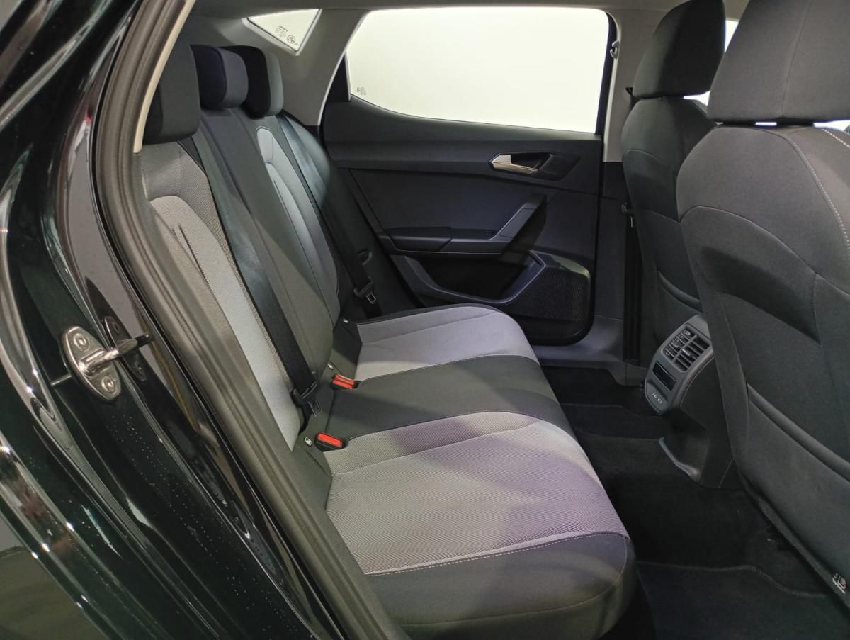 seat-leon-2025-diesel-1968cc