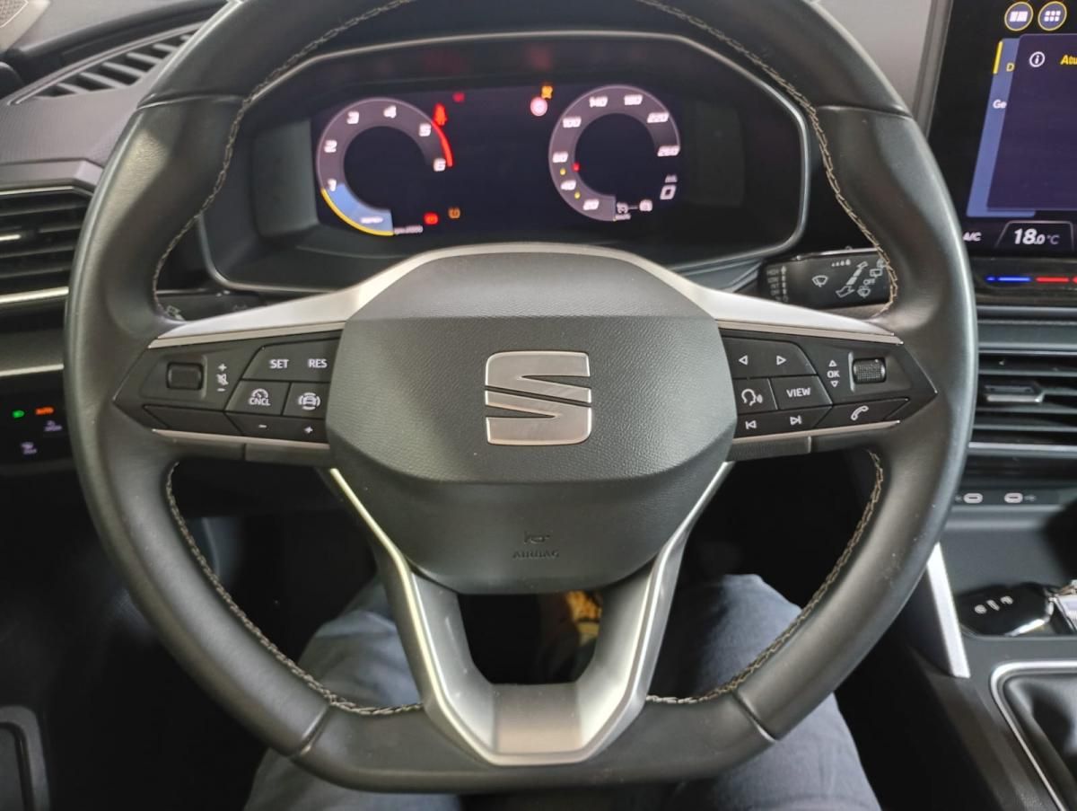 seat-leon-2025-diesel-1968cc
