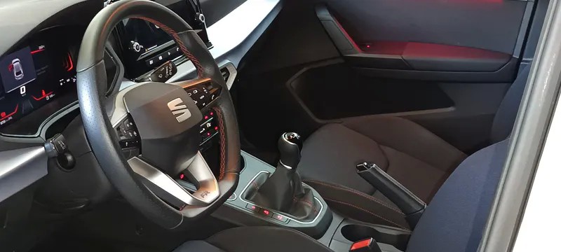 seat-ibiza-2024-gasolina-999cc