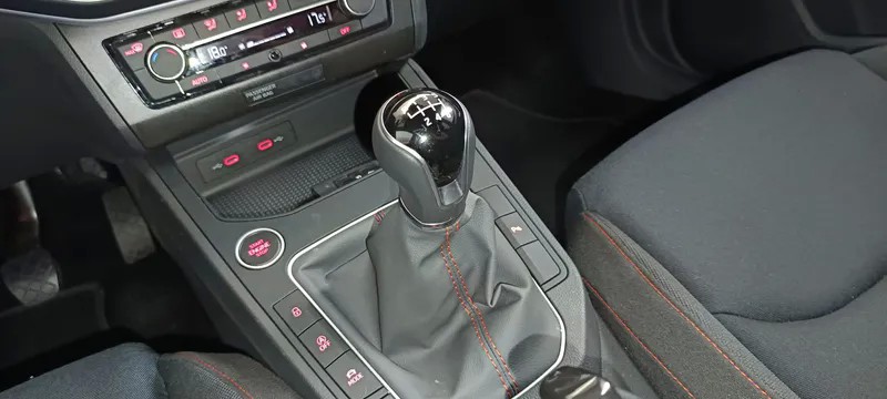 seat-ibiza-2024-gasolina-999cc