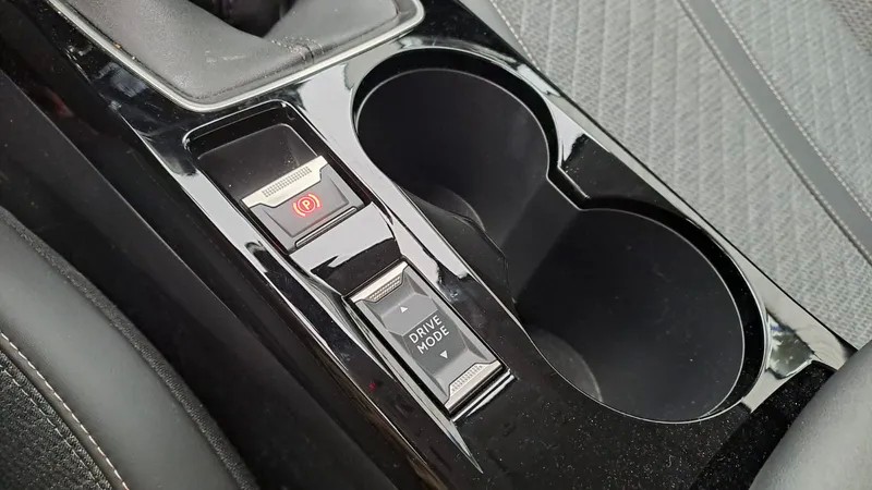 peugeot-208-2024-gasolina-1199cc