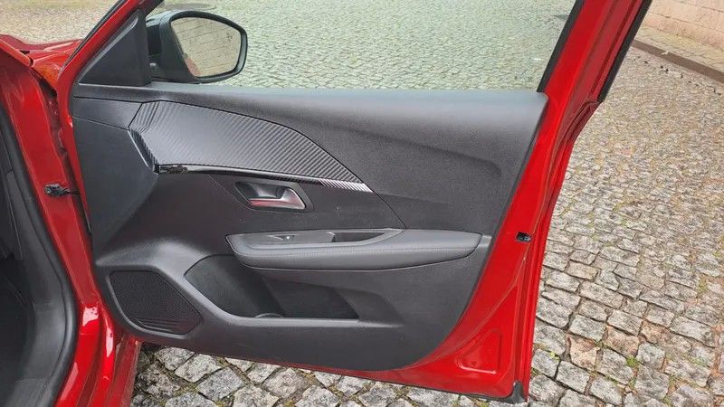 peugeot-208-2024-gasolina-1199cc