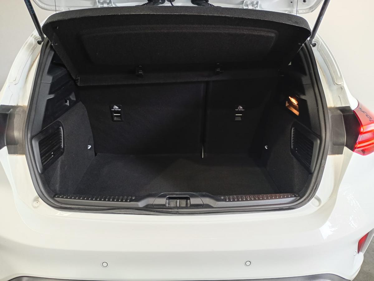 ford-focus-2024-gasolina-998cc