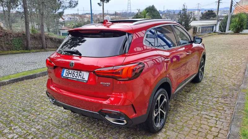 mg-hs-2024-hibrido-a-gasolina-1490cc