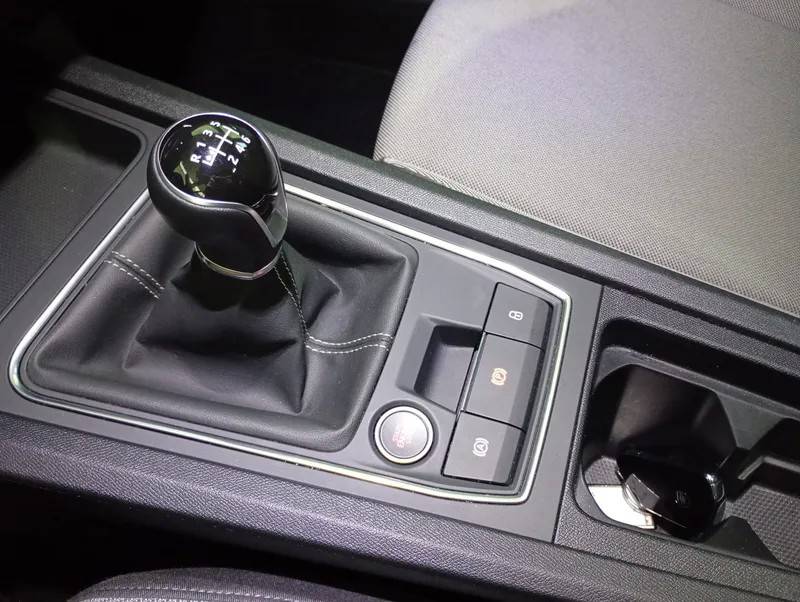 seat-leon-st-2025-diesel-1968cc