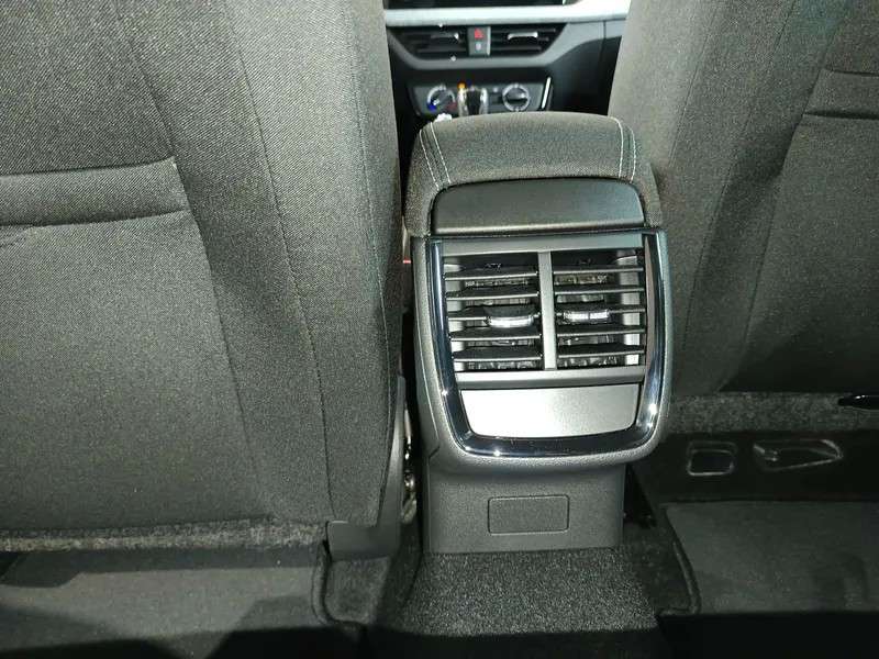 skoda-scala-2024-gasolina-999cc