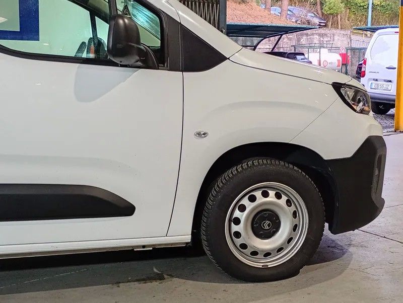 citroen-berlingo-2024-diesel-1499cc