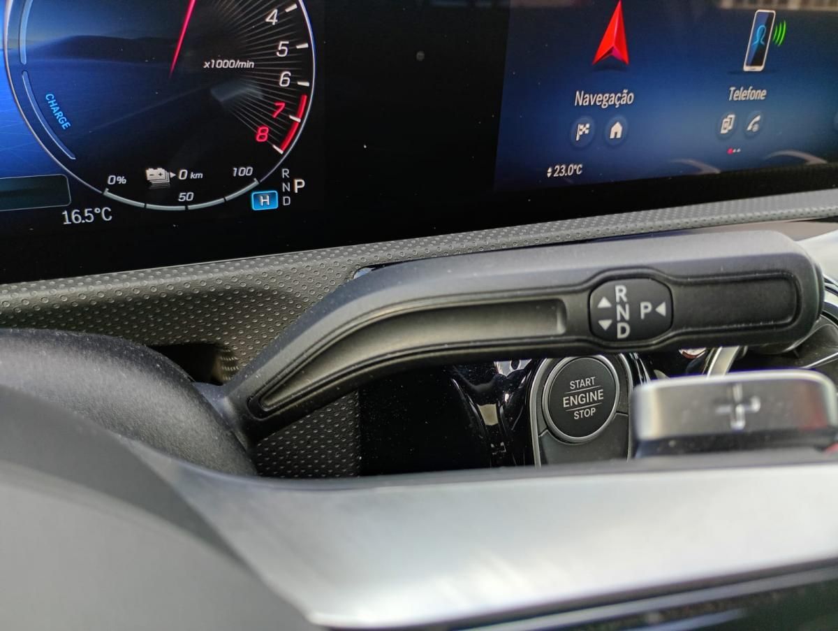 mercedes-benz-classe-a-2024-hibrido-a-gasolina-1332cc