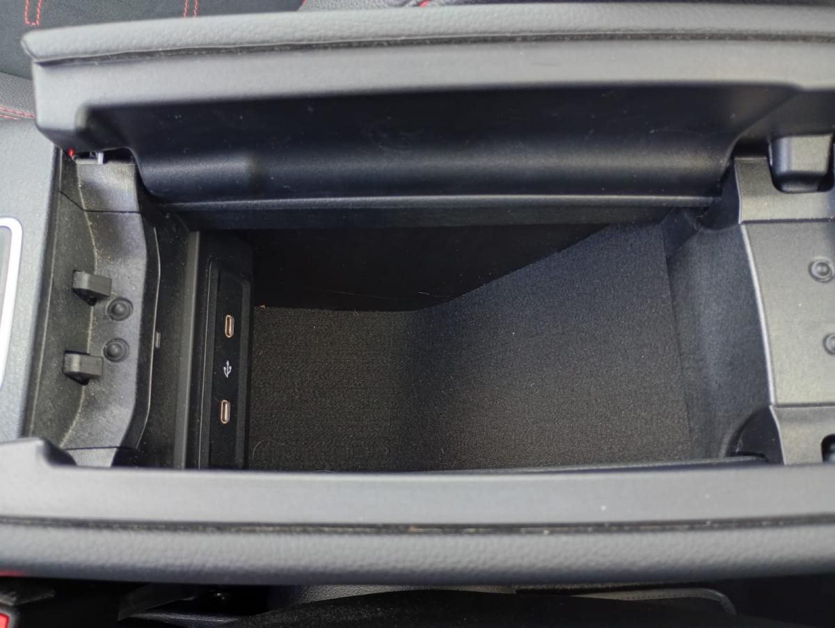 mercedes-benz-classe-a-2024-hibrido-a-gasolina-1332cc