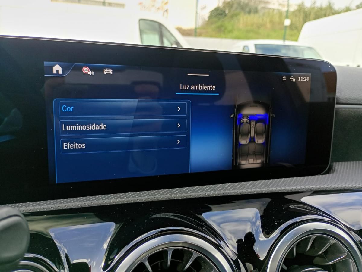 mercedes-benz-classe-a-2024-hibrido-a-gasolina-1332cc