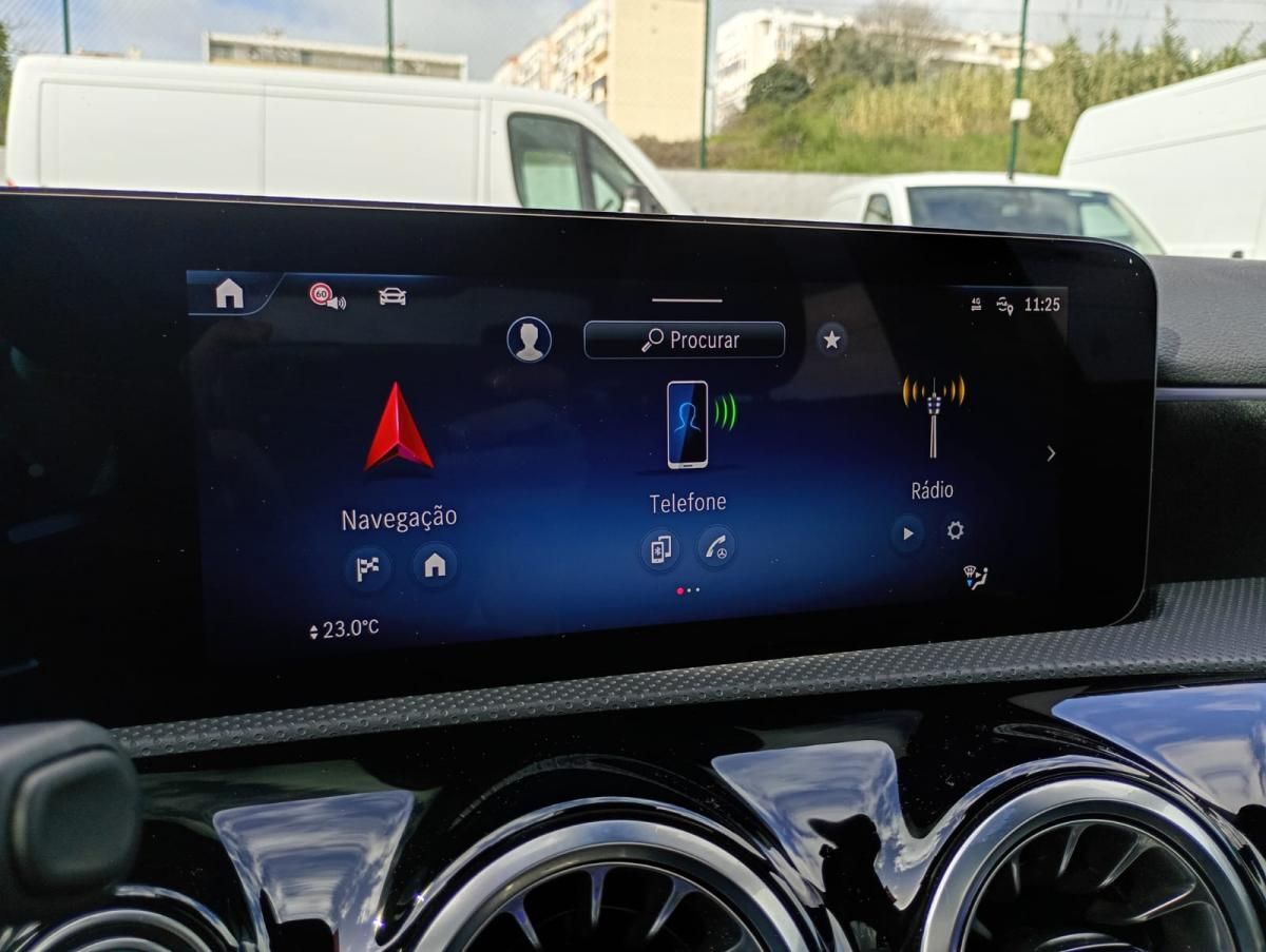 mercedes-benz-classe-a-2024-hibrido-a-gasolina-1332cc
