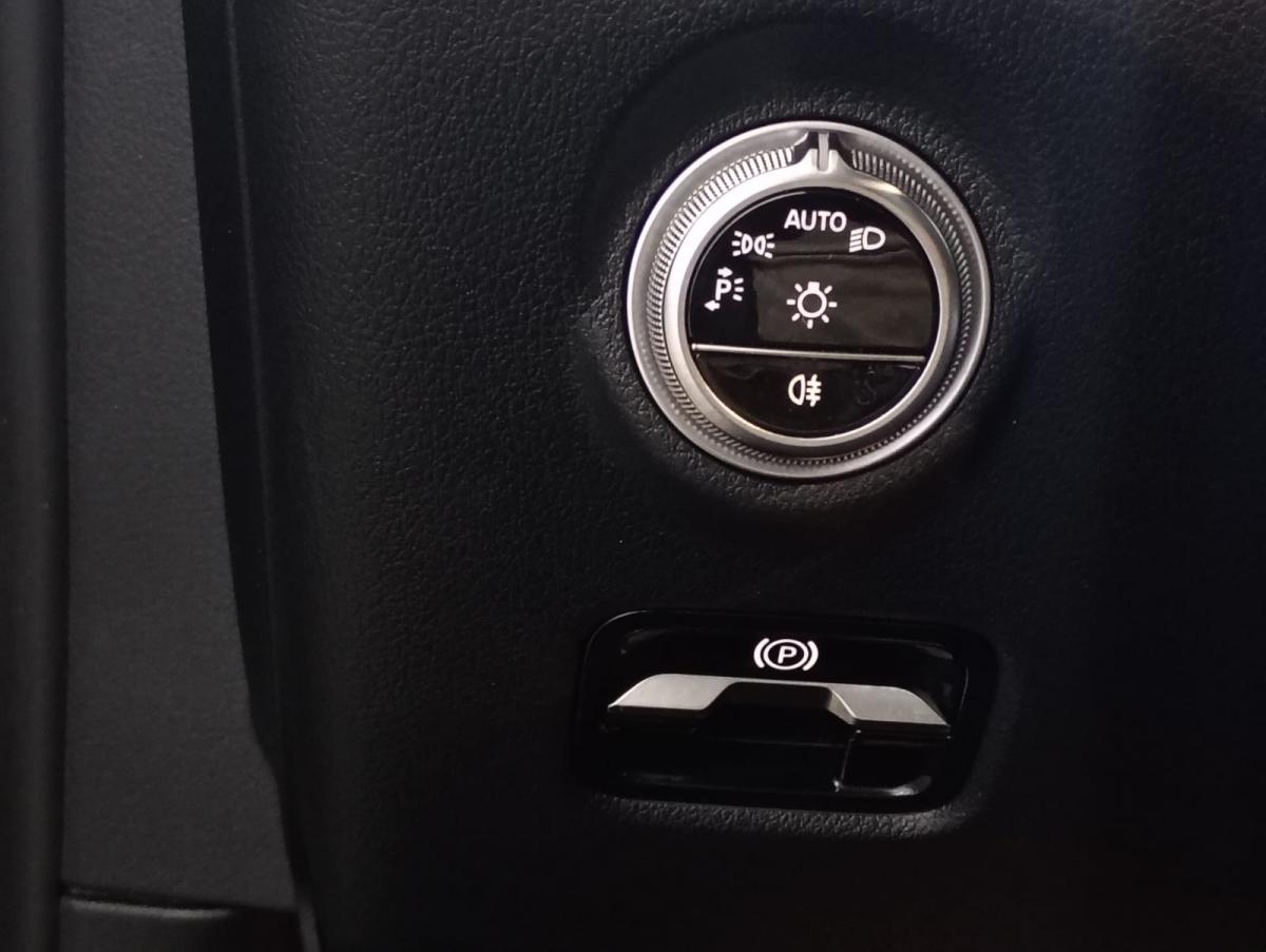 mercedes-benz-classe-c-2025-hibrido-a-gasolina-1999cc