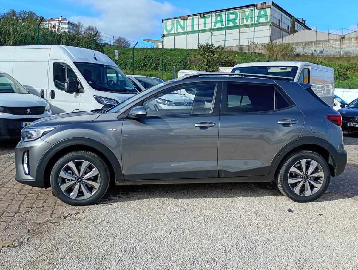 kia-stonic-2025-gasolina-1197cc