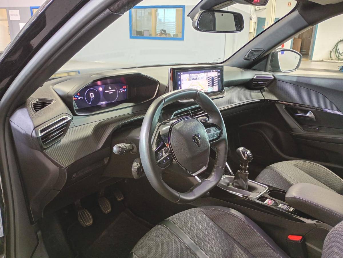 peugeot-2008-2024-gasolina-1199cc