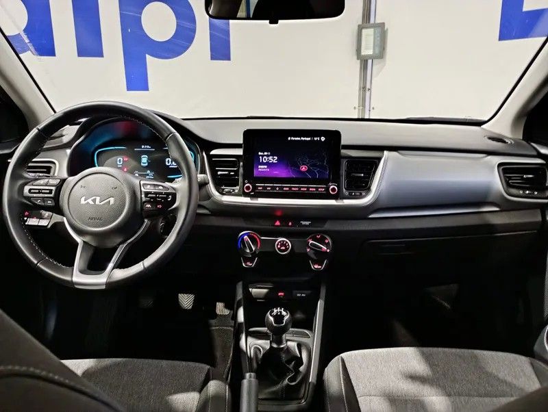 kia-stonic-2025-gasolina-1197cc