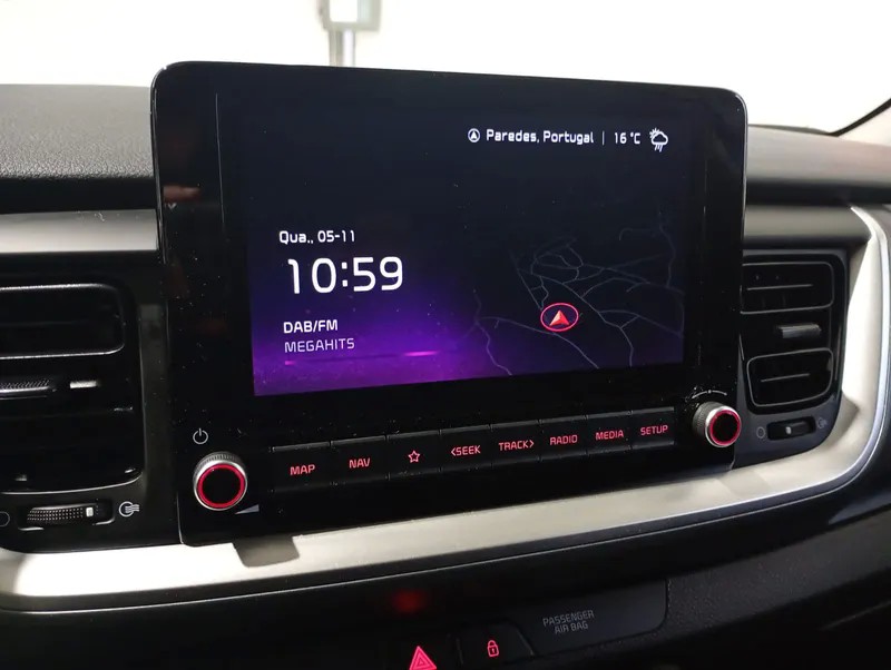 kia-stonic-2025-gasolina-1197cc