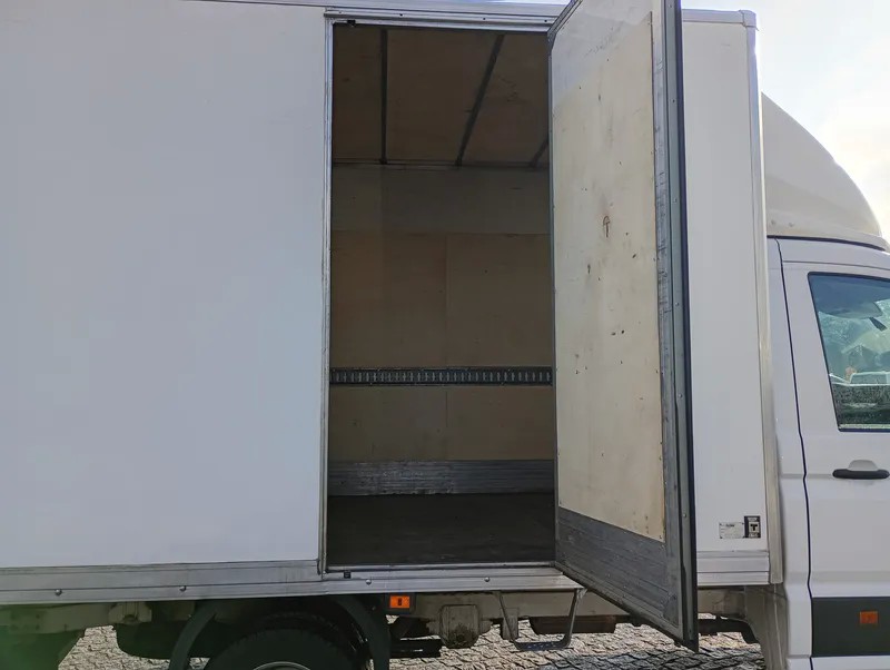volkswagen-crafter-2024-diesel-1968cc