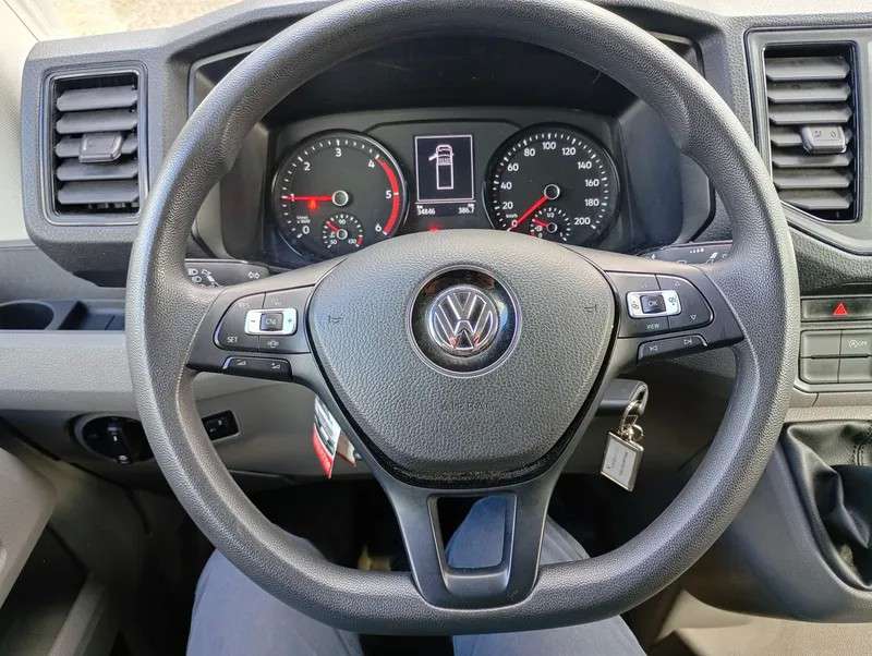 volkswagen-crafter-2024-diesel-1968cc
