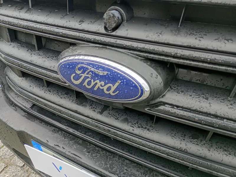 ford-transit-2024-diesel-1997cc
