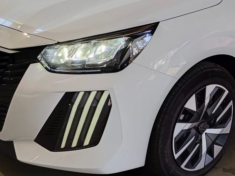 peugeot-208-2025-gasolina-1199cc