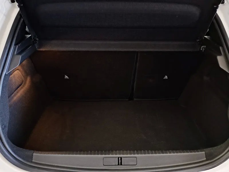 peugeot-208-2025-gasolina-1199cc