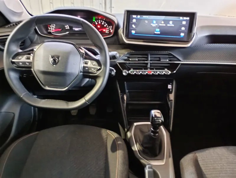 peugeot-208-2025-gasolina-1199cc