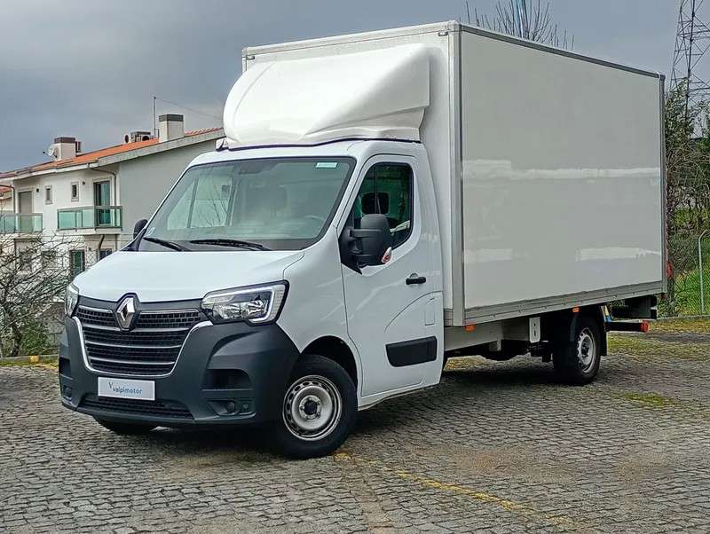 renault-master-2024-diesel-2299cc
