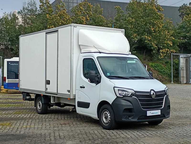 renault-master-2024-diesel-2299cc